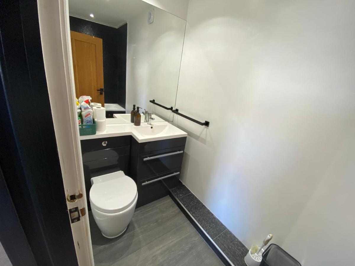 Streatham House - 2 Bedroom - Sleeps 6 - Free Wifi Streatham Vale Exterior foto